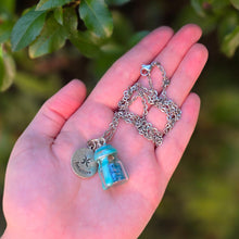 Load image into Gallery viewer, Pisces Zodiac Necklace