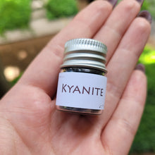 Load image into Gallery viewer, Blue Kyanite Chips - 10 Grams